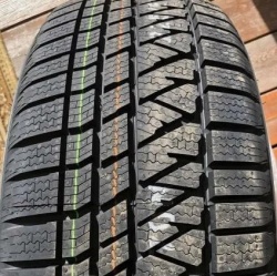 Автошина Kumho 255/45/20 WinterCraft WS71 105V